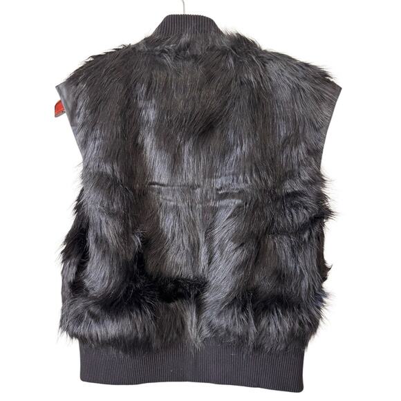 NWT Calvin Klein Jeans Black Faux Fur Vest Size Large - Picture 2 of 11